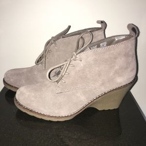 *LIKE NEW* Sonoma Booties